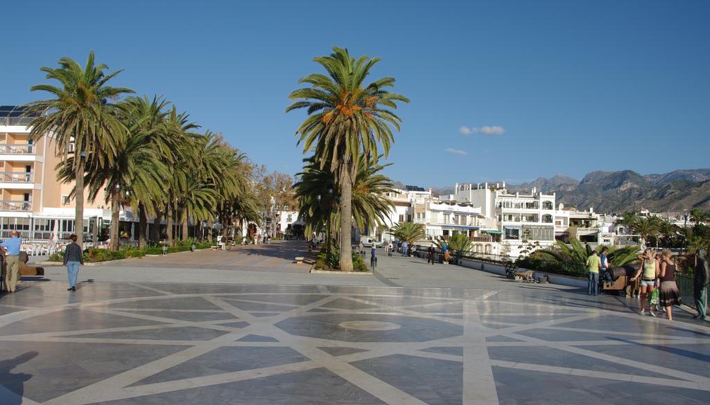 Azahara Pensionat Nerja