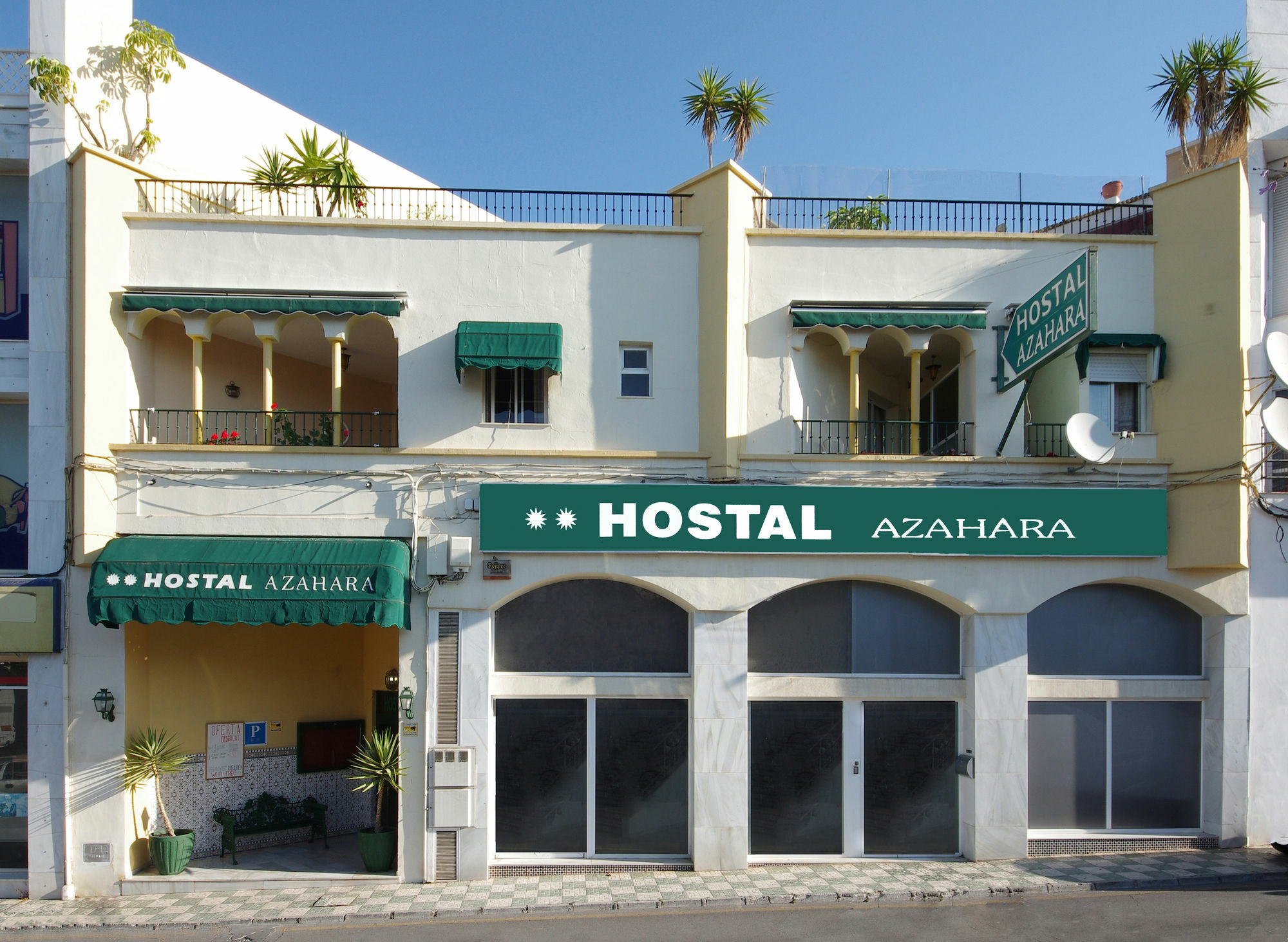 Azahara Pensionat Nerja
